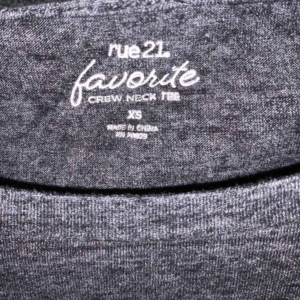 Gray Shirt - Picture 2 of 4